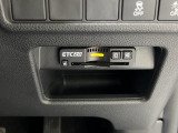 【ETC】便利なETC車載器も装備!高速道路の料金所もスムーズに通過できます。今や必須の装備ですね!お客様用にセットアップをしてのお渡しとなります!
