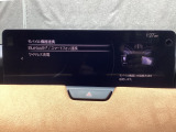 Bluetoothに接続することで、スマートフォンに入っている音楽アプリを車内で楽しめたり、通話が出来ます♪