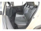 中古車をキレイで気持ちよくお乗りいただけるよう、エンジンルームからシートを外した洗浄まで、目に見えない部分も徹底的に洗浄しています!