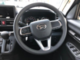 運転中も見やすいメーター。
