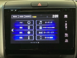 【オーディオ機能】オーディオは、フルセグTVの他にDVD/CDプレーヤーを装備♪もちろんFM/AMラジオもお聞きいただけますよ♪