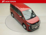 両側パワースライドドア付きだから、狭い駐車スペースなどでの乗り降りラクラク♪小さなお子さまのいるご家庭には嬉しい装備です。