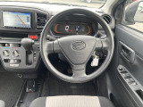 ●仕入れ段階で徹底したチェックを行い、厳しい審査にパスした車だけを展示・販売しています。弊社ではこれをプロチェックと呼び、数十の独自チェック項目に基づき、車の状態を調べ上げています。