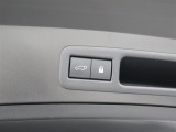 パワーバックドアを装備スイッチで自動開閉
