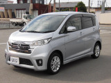 ご納車前には納車点検整備を実施いたします。指定交換部品(エンジンオイル、オイルエレメント、ワイパーゴム等)新品交換致します。その他必要交換部品は点検時交換致します。