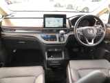 【インパネ全体】手が届きやすく、どなたでも運転しやすいです。シンプルで使いやすい設計になっています!