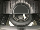 スペアタイヤを装備