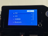 いまや必須装備「ナビゲーション」搭載!知らない場所にスイスイッとドライブ。もう、これなしではハンドルを握れませんね!でも運転中の操作は危険ですのでご注意ですね☆
