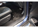 メルセデスは良質なクルマ(中古車)を、安心のサービスと共にお届けしています。
