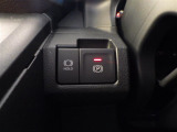 車が気になられましたらお電話かメールでお問い合わせください。他のお客様と商談が重なる場合が増えて来てますので事前にご確認ください。