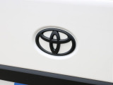 TOYOTAエンブレム艶無しブラックペイント済み!!
