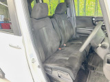 運転席シート廻りは使用感も少なく、良好な状態となっています。丁寧に使われていたことがよくわかりますね。