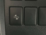 当社の車は納車前にしっかり点検・整備してお届けになります。全国5,000箇所対応のトヨタロングラン保証付!