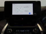 ディスプレイオーディオを装備。スマホとクルマをつなぐことで、これまでのナビに加えて、いろんなサービスが楽しめます。