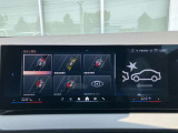 BMW Card (Visa)とBMW Diners Cardの2種類をご用意しております。充実のポイントプログラムや多様なサービスの他にカード契約期間中はBMWエマージェンシー・サービスが24時間365日ご利用いただけます。