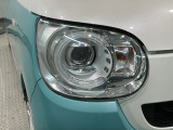 LEDヘッドライトは、点灯の瞬間から最大光量を発揮し、突然暗くなるトンネルなどでの安定感を高めます。