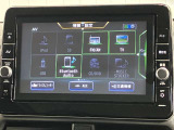 高性能で使いやすい日産純正ナビゲーションです。フルセグTVも鑑賞出来るしBluetooth機能付なのでお手持ちの携帯電話でハンドフリー通話も出来ます。