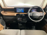 運転席の見晴らしのよさで右折時に気になる斜め方向も良く見えるので安心して運転できます