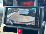 バックカメラ付きでナビを取り付けますと連動し車庫入れもラクラク!