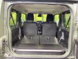 普段のお買い物や通勤、送迎等に十分な荷室スペースを確保しております。セカンドシートを倒すと、大きな荷物の積載も可能です♪