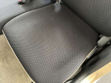 助手席の座面もきれい