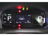 マルチインフォメーションディスプレイ付きのメーターです!エコ運転へ導く多彩な情報を表示してくれます。