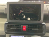 たとえばダイハツのお店にある、たくさんのスマアシ搭載車は、正常に作動する事をしっかり確認します。