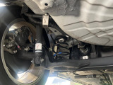 お車を安心してお乗りいただく為には、足回りの定期点検が欠かせません。サービスサポート(有償保証)では無料点検もご提供しており、安心のカーライフをお過ごしいただけるサポート体制が整っています。