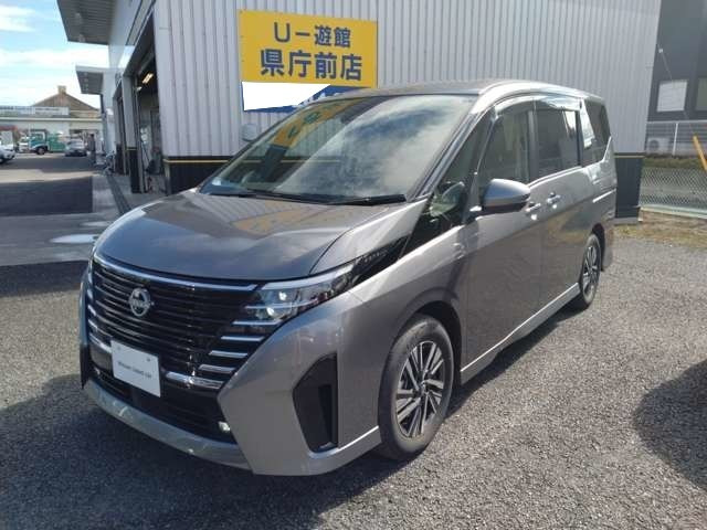 セレナ 1.4 e-POWER ハイウェイスターV