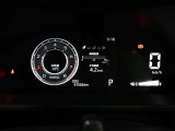 展示車は全てトヨタの車を知り尽くしたエキスパートが基本性能に関わる機能や状態を徹底的にチェックしています。消耗部品の事前交換など法定12ヶ月点検相当の点検・整備を必ず実施しています。