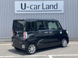 後席ガラスとリアガラスは、車内が見え難いプライバシーダークガラスになっています。紫外線から乗員を保護し、外部からのプライバシーも守ってくれますよ☆