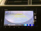 【バックカメラ】あると便利なバックカメラ装備!駐車時に後方がリアルタイム映像で確認できます。立体駐車場や夜間の車庫入れ時に大活躍!運転スキルに関わらず、今や必須となった装備ですね♪