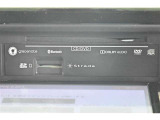 CD DVD SDカード スロット Bluetooth接続機能
