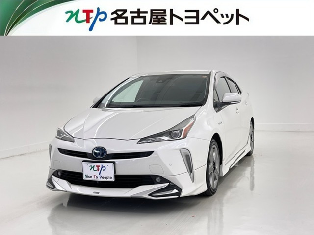 トヨタ プリウス 