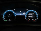展示車は全てトヨタの車を知り尽くしたエキスパートが基本性能に関わる機能や状態を徹底的にチェックしています。消耗部品の事前交換など法定12ヶ月点検相当の点検・整備を必ず実施しています。