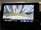 【バックカメラ】後退時も安心。リバース連動で画面が切り替わるのでとっても便利。