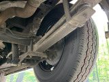 お車を安心してお乗りいただく為には、足回りの定期点検が欠かせません。サービスサポート(有償保証)では無料点検もご提供しており、安心のカーライフをお過ごしいただけるサポート体制が整っています。