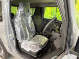 運転席シート廻りは使用感も少なく、良好な状態となっています。丁寧に使われていたことがよくわかりますね。
