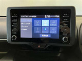 ディスプレイオーディオを装備。スマホとクルマをつなぐことで、これまでのナビに加えて、いろんなサービスが楽しめます。