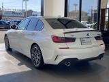 BMWならではの走行性能と実用性を兼ね備え、毎日のドライブからロングツーリングまで幅広く活躍します。
