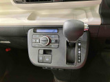 納車前にはプロのメカニックが、各部の点検を行います。ディーラーにしか出来ない品質、そしてサービスできっと満足していただけると思います!
