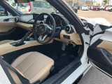 運転席足元