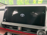【メーカー純正ナビ】インテリアに溶け込むスタイリッシュな「専用設計」メーカーナビを装備♪視認性や操作性など基本性能にも優れ、より上質なカーライフをお楽しみいただけます。