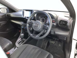 見通しのよいすっきりとした視界で、誰でも運転しやすいです。運転のしやすさは疲れにくさにも繋がりますよ♪
