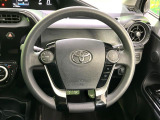 【ステアリングスイッチ】運転中、前方から目線をそらすことなく、オーディオ等の操作が可能な便利機能!安心&快適なドライブを演出してくれます♪