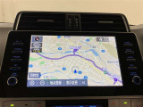 いまや必須装備「ナビゲーション」搭載!知らない場所にスイスイッとドライブ。もう、これなしではハンドルを握れませんね!でも運転中の操作は危険ですのでご注意ですね☆
