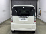 納車時には安全かつ安心してお乗り頂けるようホンダ専門知識を持つ整備スタッフが点検・整備・装備も説明をしてお渡ししております。