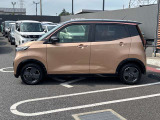 当店は照明・屋根付きスペースございますので雨天時も安心して現車確認が可能です。