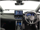オシャレなインテリアで運転する気分も盛り上がりますよね^^