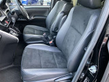 運転席・助手席もゆったり乗れます♪